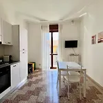 Big Studio Goldoni Duomo-M4 Lin Airport